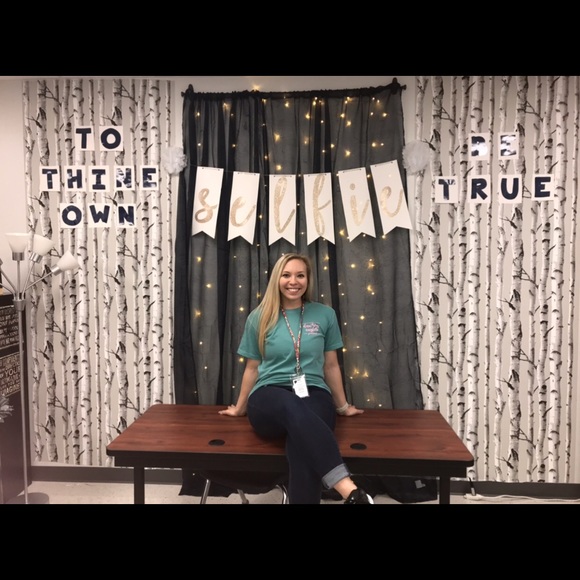 Meet your Posher, Joy - Picture 4 of 12